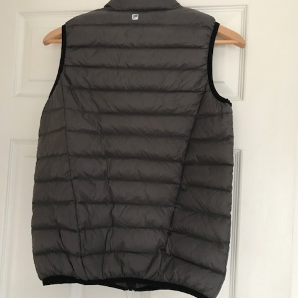 Fabletics puffer vest - Picture 2 of 2